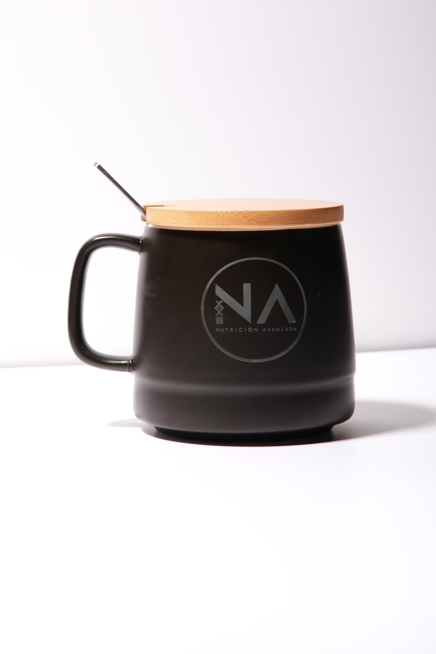 Taza Negra
